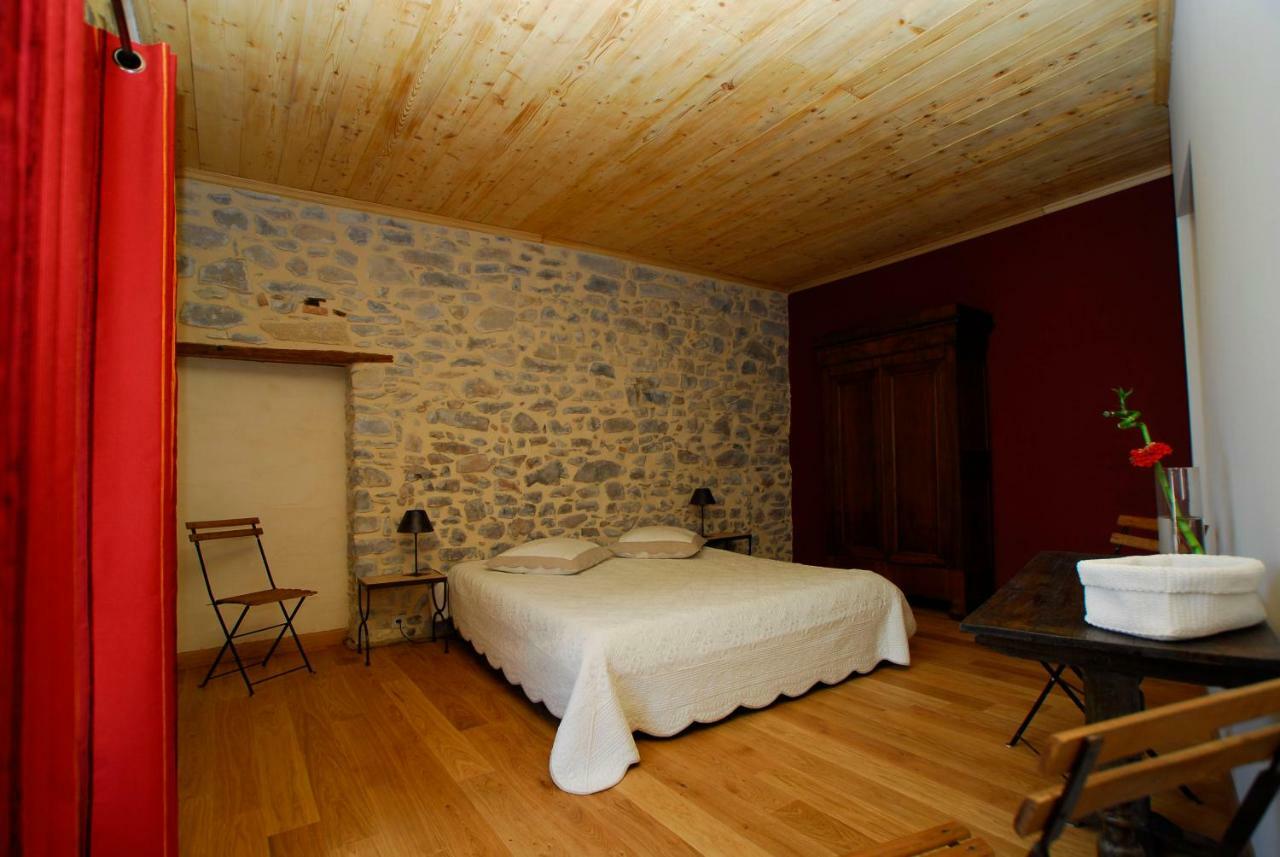 Le Coing Des Vignes Bed & Breakfast Mauressargues Екстериор снимка