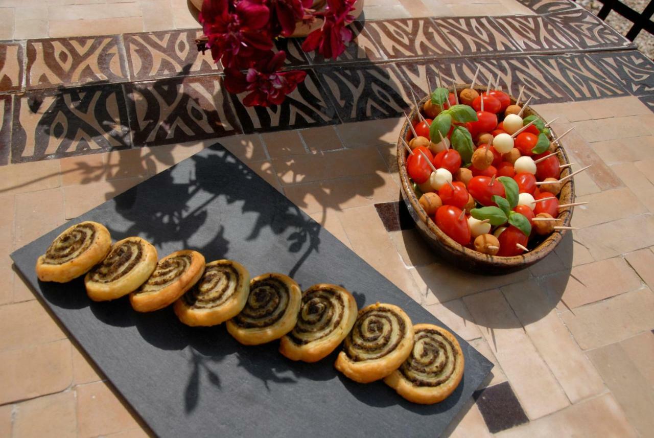 Le Coing Des Vignes Bed & Breakfast Mauressargues Екстериор снимка